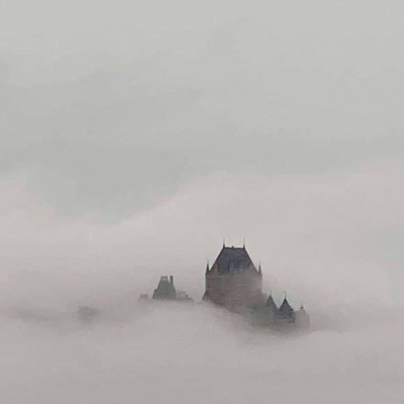 Meet your Posher, Melissa - Picture 1 of 1